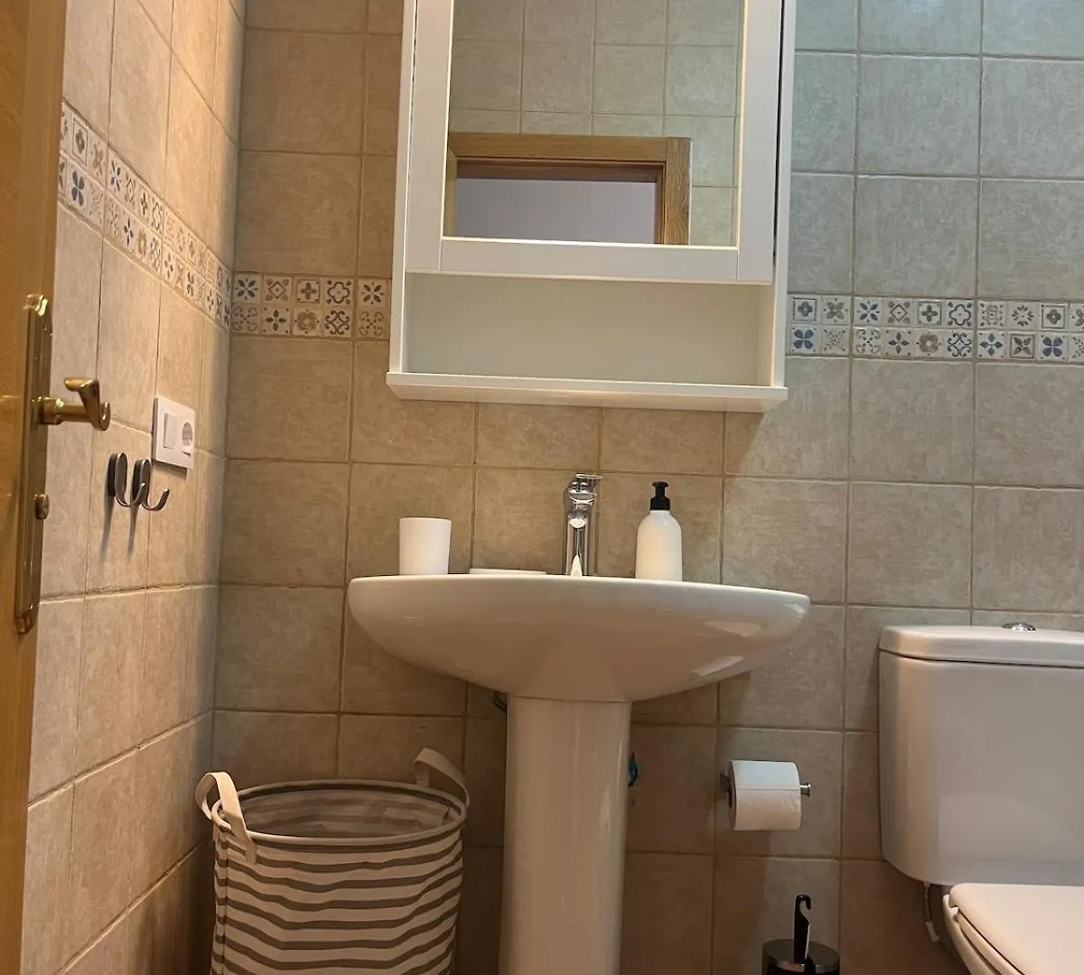 Apt Flora Puerto del Rosario  0*, Puerto del Rosario (Fuerteventura) Španělsko
